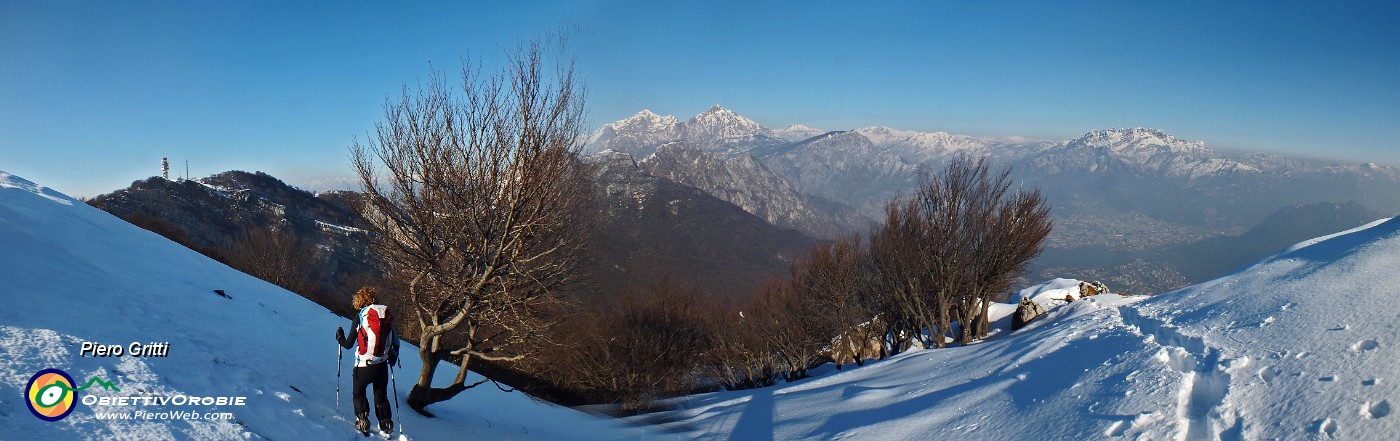 65 Salendo dal Corno Birone al Monte Rai.jpg